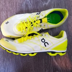 ON Running CloudFlash Shoes